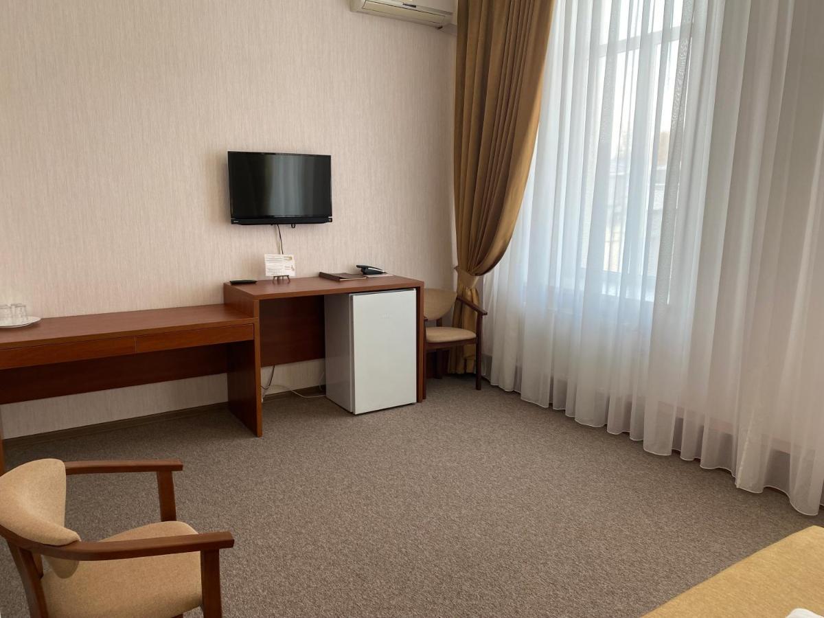 نيكولايف Alexandrovskiy Hotel المظهر الخارجي الصورة