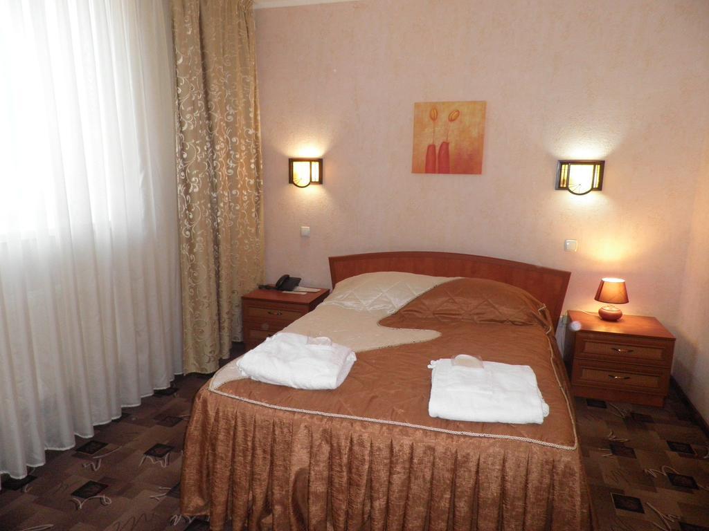 نيكولايف Alexandrovskiy Hotel المظهر الخارجي الصورة