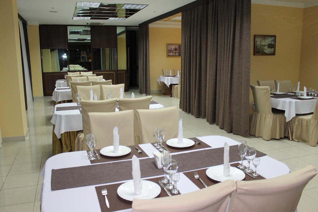نيكولايف Alexandrovskiy Hotel المظهر الخارجي الصورة